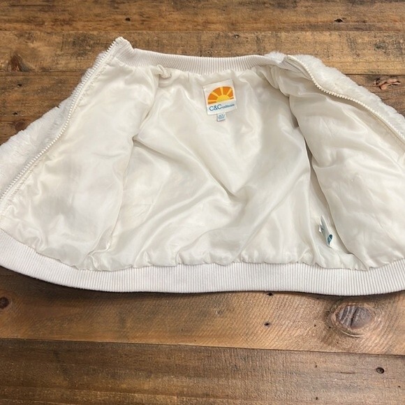 Girls C&C California Faux Fur Cream Coat | Toddler Size 4T | Dressy Kids Jacket - Picture 3 of 6